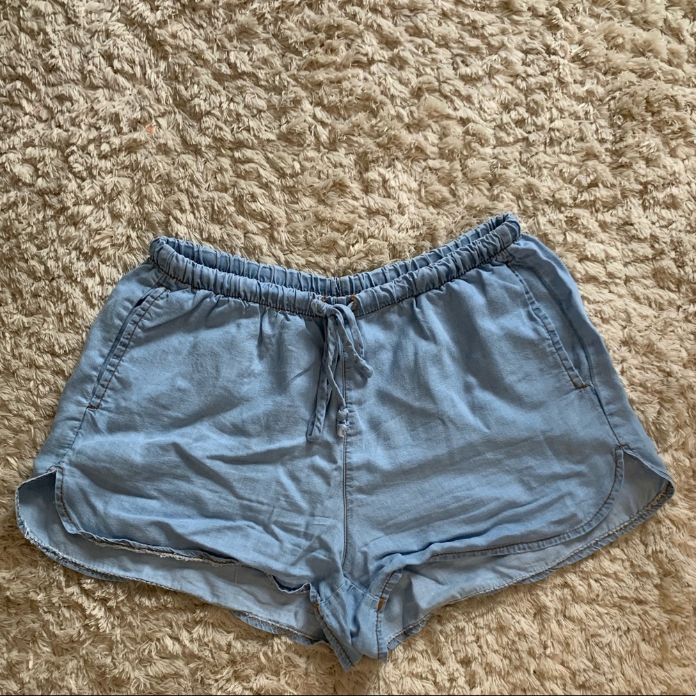 Brandy Melville shorts